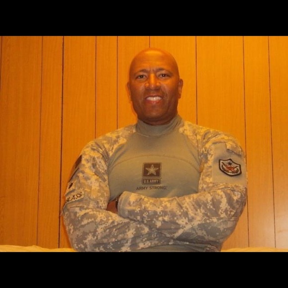 Meet your Posher, Wayne - Picture 7 of 9